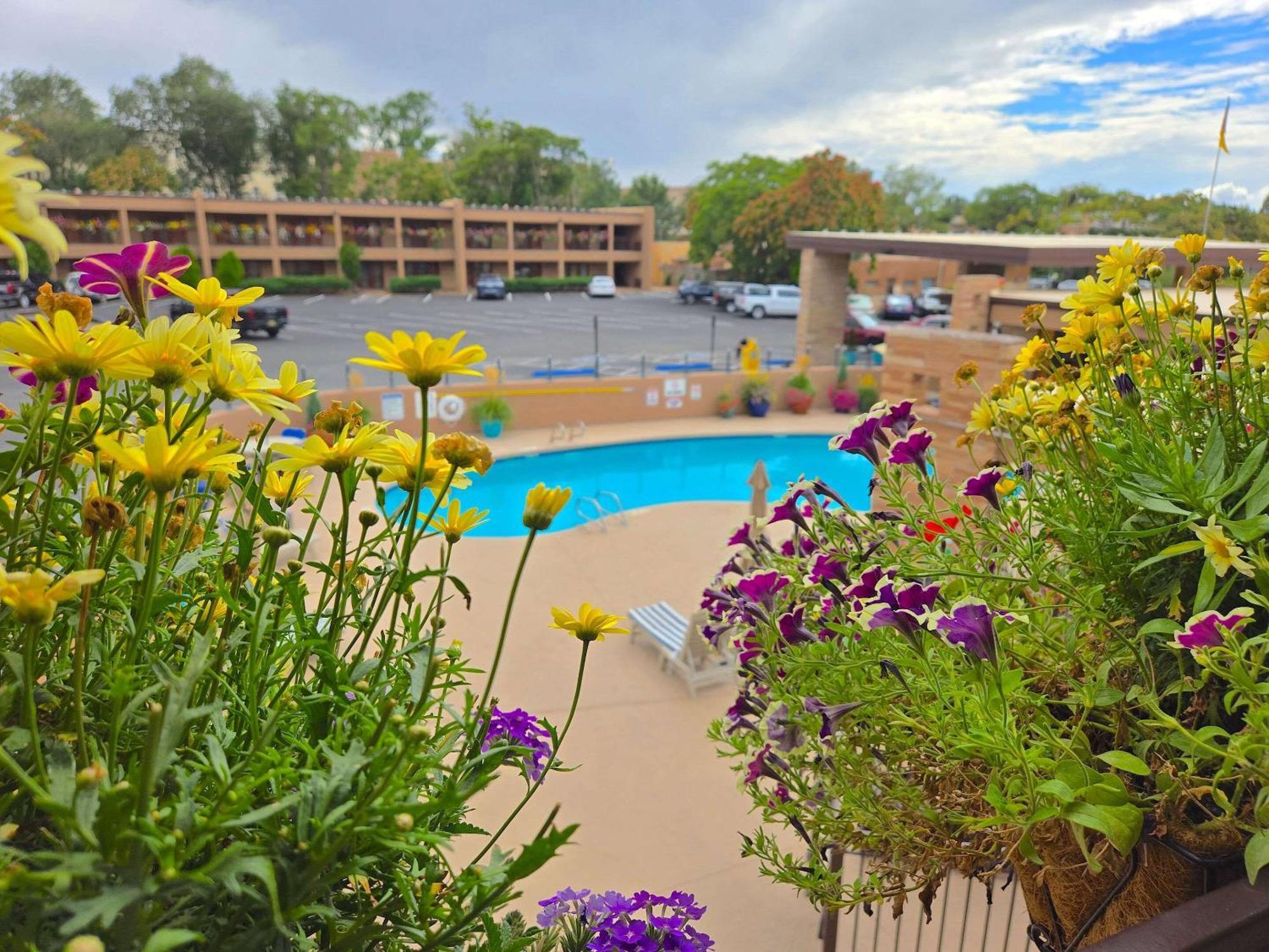 El Sendero Inn, Ascend Hotel Collection Santa Fe Exterior photo